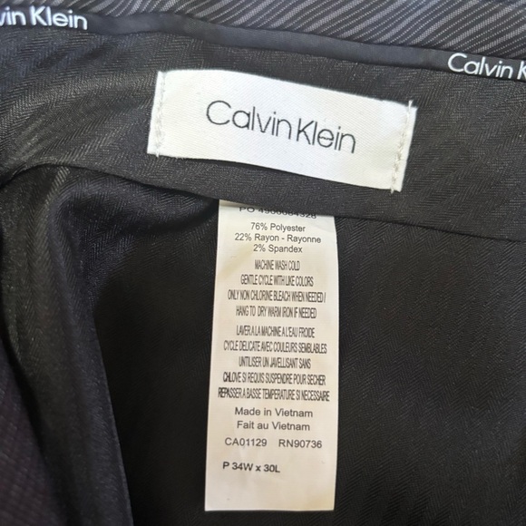 MENS CALVIN KLEIN CLASSIC SLIM FIT DARK GRAY WRINKLE FREE DRESS PANTS SZ 34X30 - Picture 4 of 11